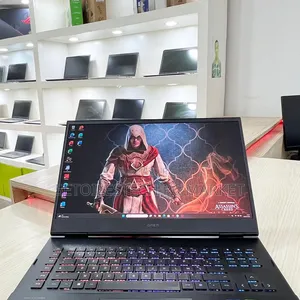 Nouveau Ordinateur portable HP Omen X 17t 16GB Intel Core i7 SSD 1T