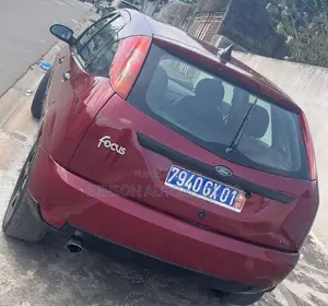 Ford Focus 2002 Rouge