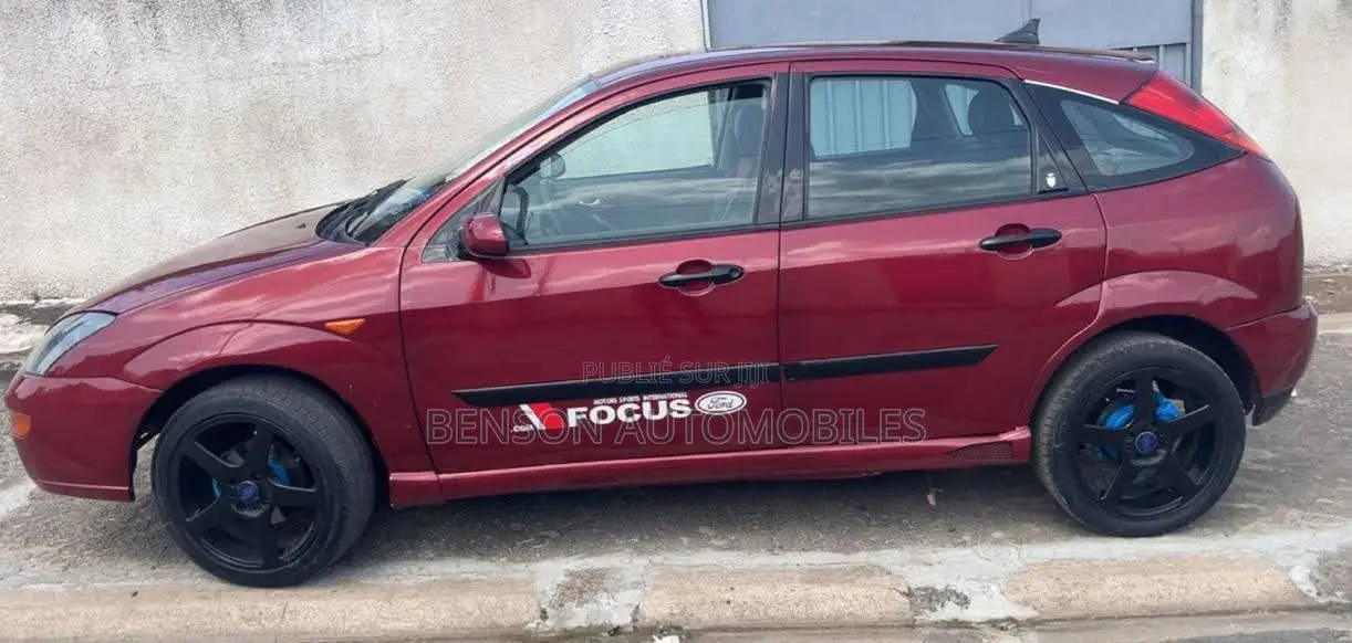 Ford Focus 2002 Rouge
