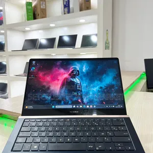 Nouveau Asus ZenBook UX430UQ 8GB Intel Core i7 SSD 256GB