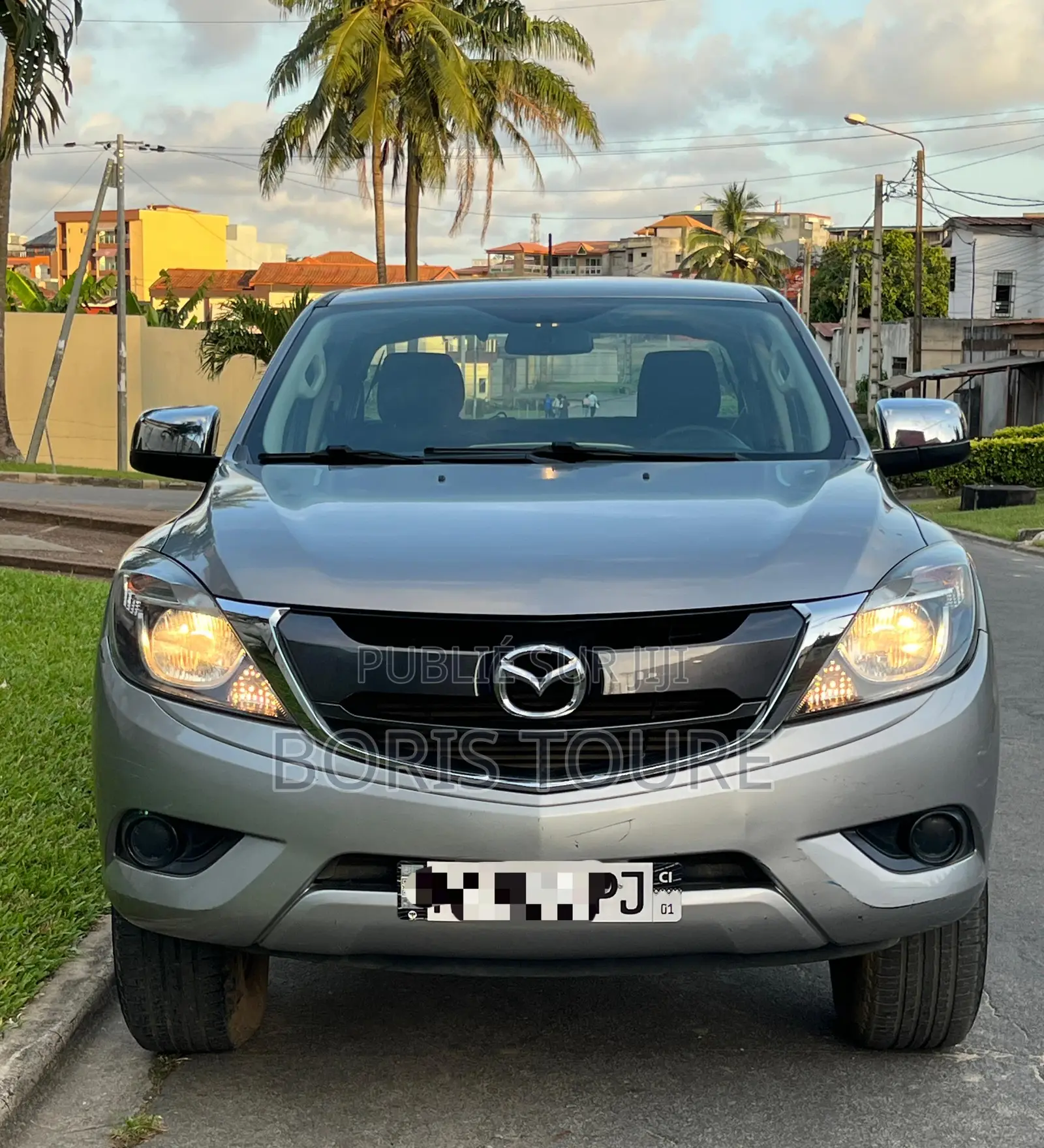 Mazda BT-50 2021 Gris