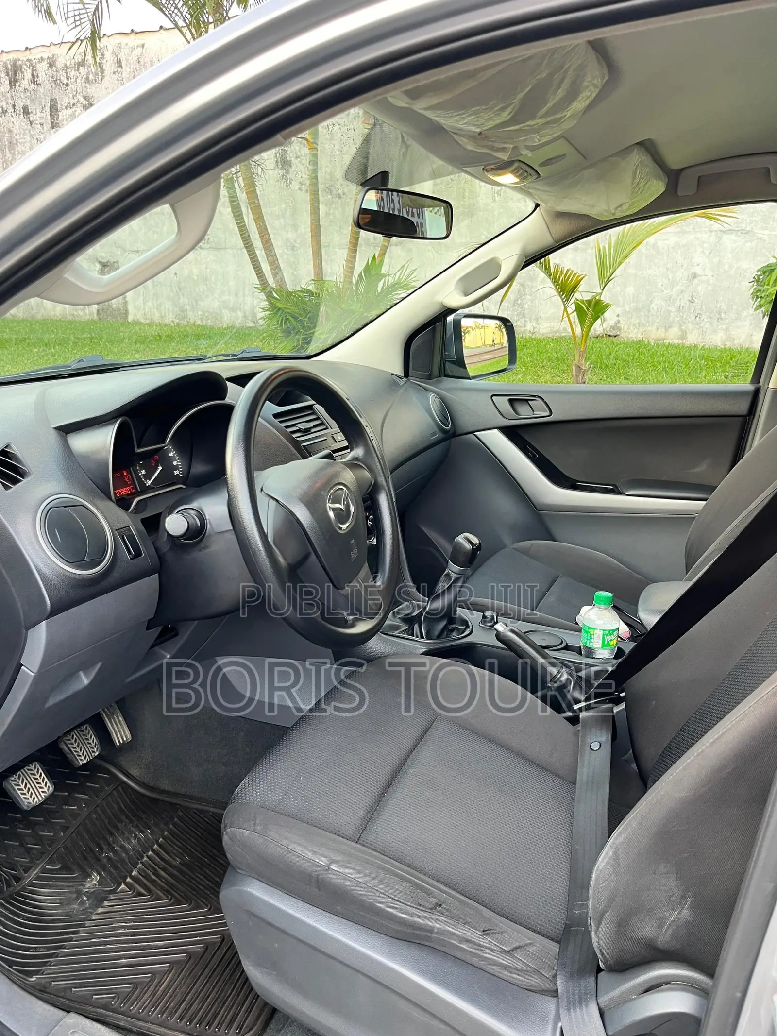 Mazda BT-50 2021 Gris