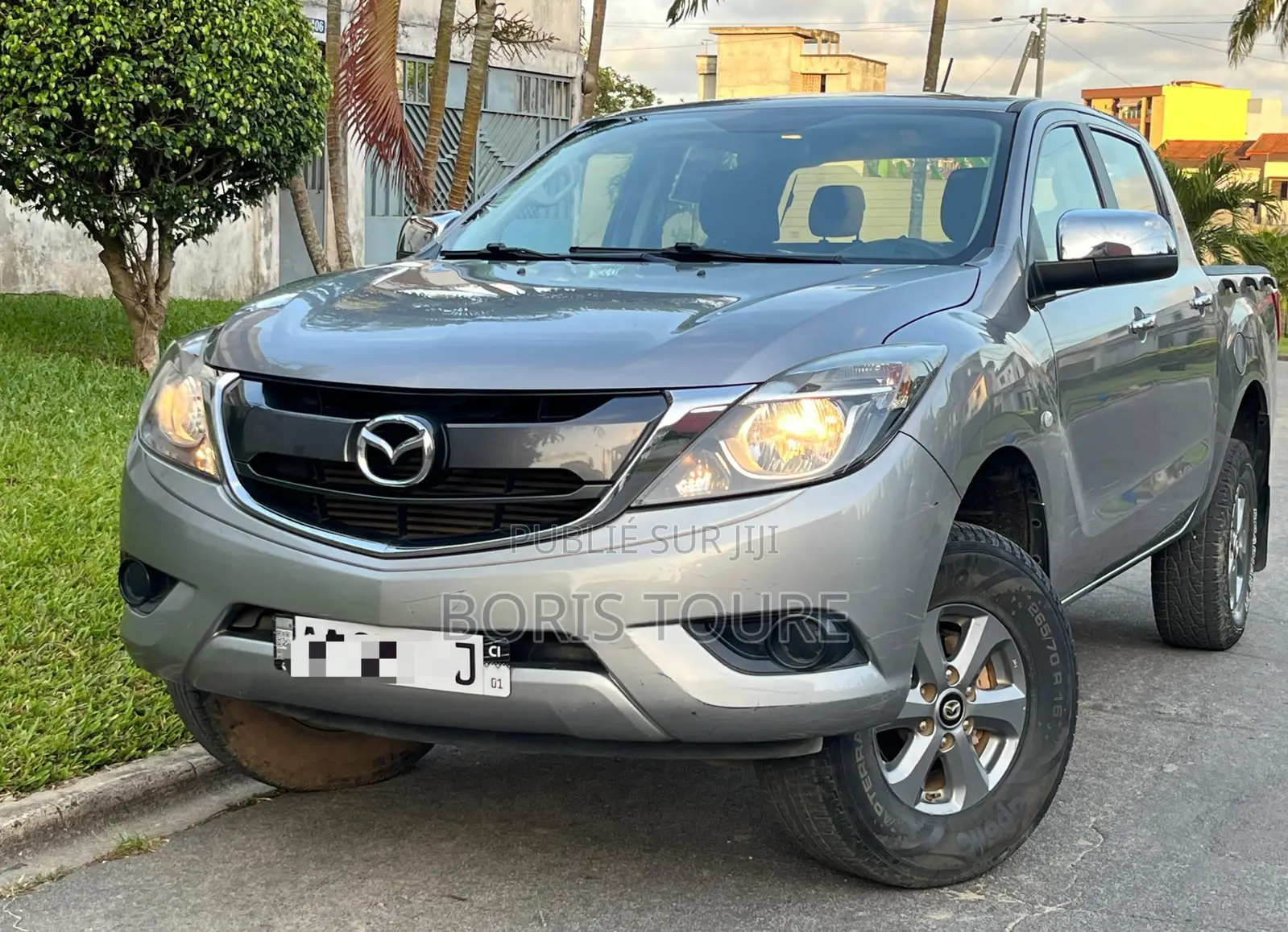 Mazda BT-50 2021 Gris