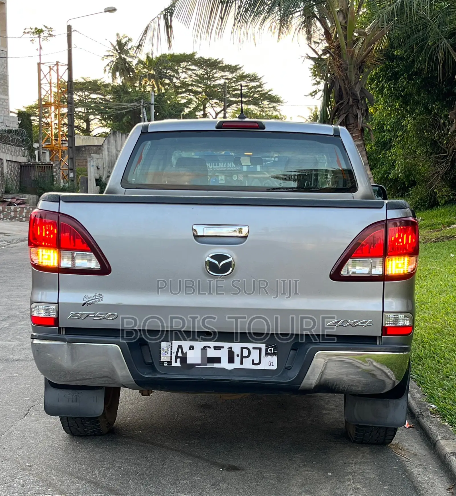 Mazda BT-50 2021 Gris