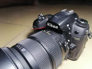 Nikon D7000