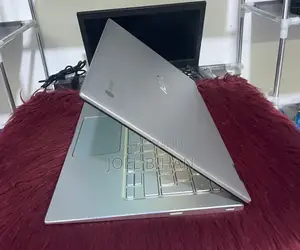 Ordinateur portable Asus 1015E 4GB Intel Core i3 SSD 256GB