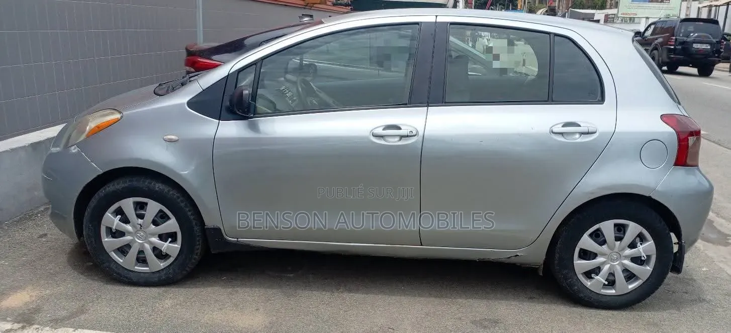 Toyota Yaris 2004 Gris