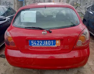 Nissan Almera Tino 2002 Rouge