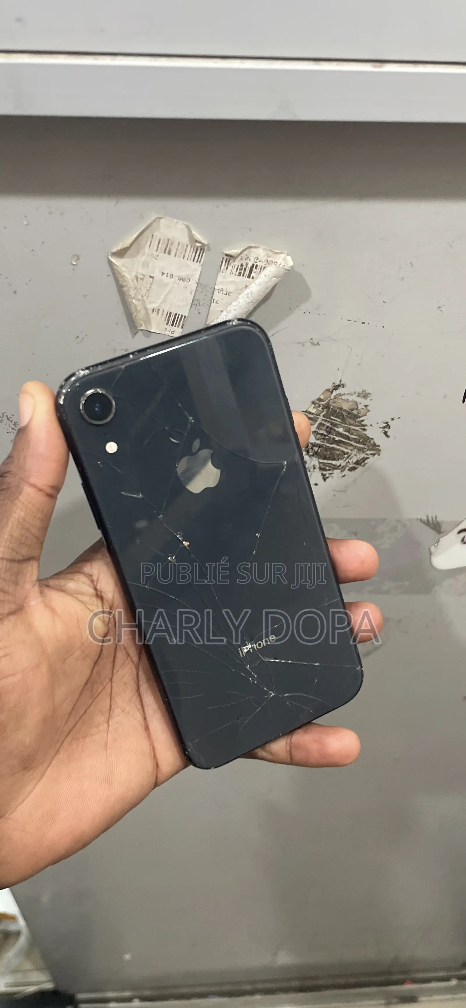 Apple iPhone XR 64 GB Noir
