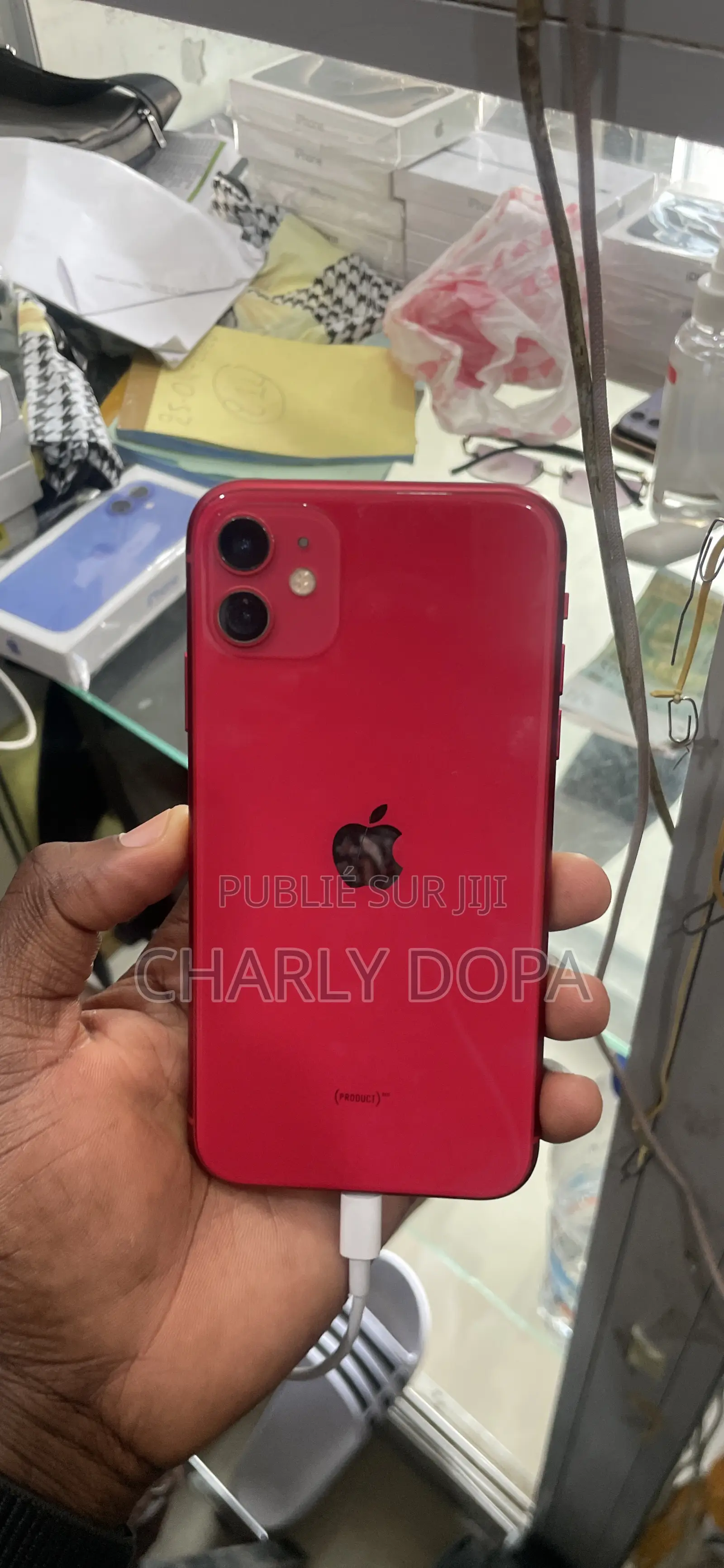 Apple iPhone 11 64 GB Rouge