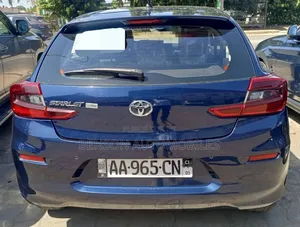 Toyota Starlet 2024 Bleu