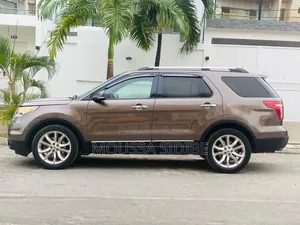 Ford Explorer Limited 4dr 4x4 (3.5L 6cyl 6A) 2013 Marron