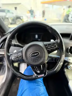 Kia Stinger 2020 Bleu