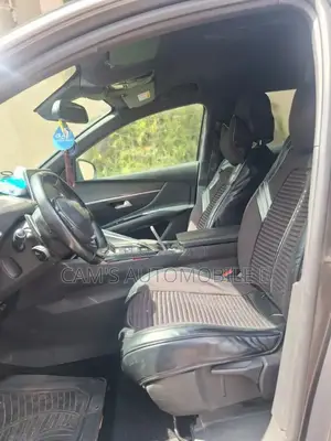 Peugeot 3008 2018 Gris