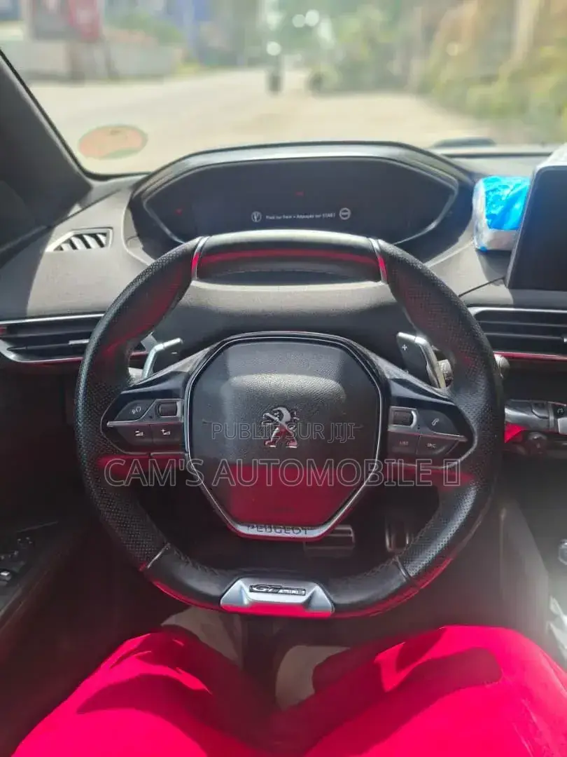 Peugeot 3008 2018 Gris