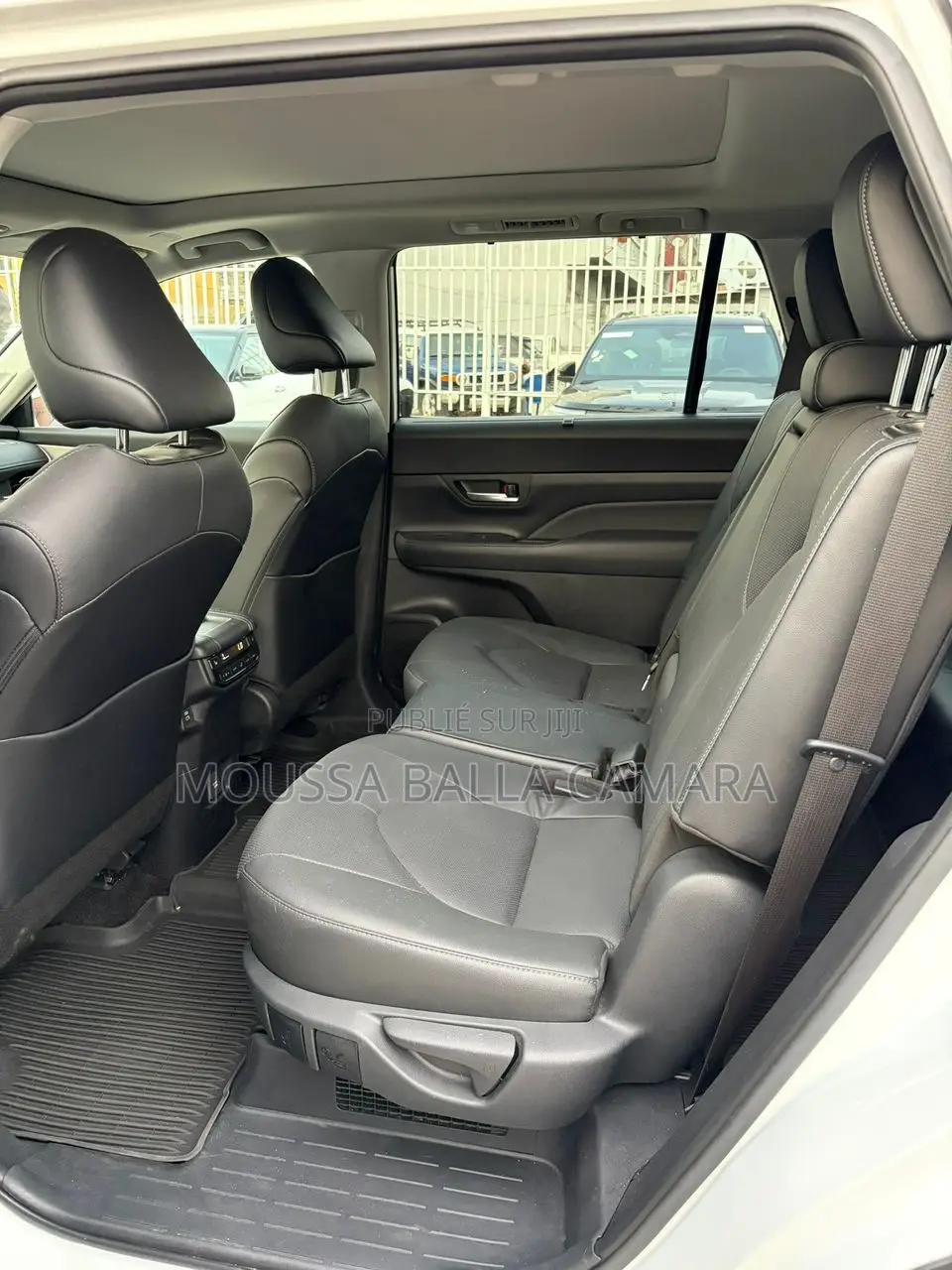 Toyota Corolla Hybrid XLE 2025 Blanc