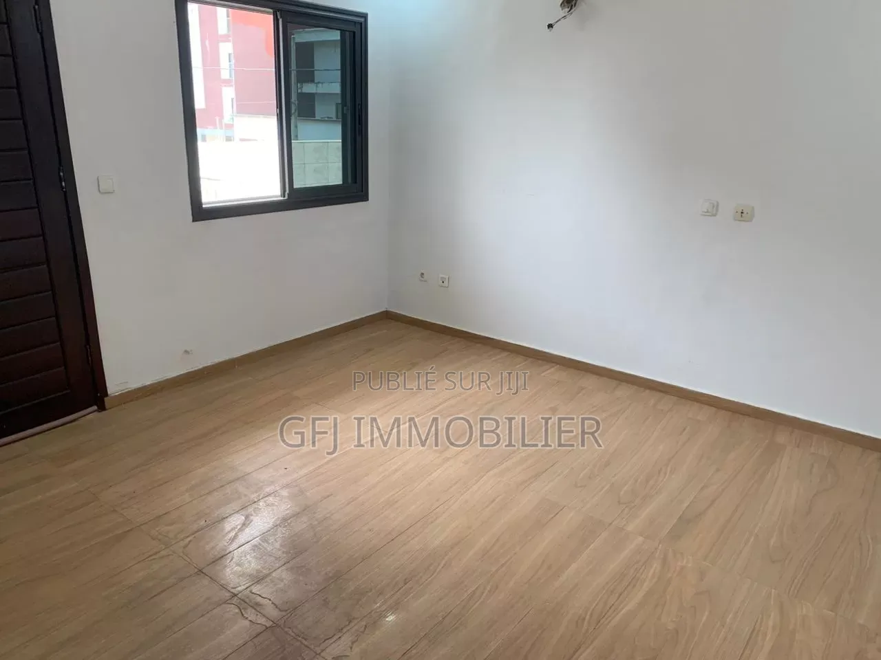 8chbre Duplex dans Francis Gweh, Cocody à Louer