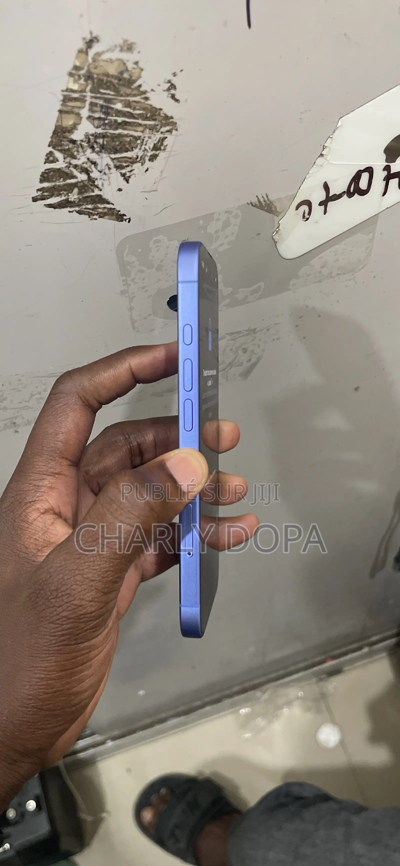 Apple iPhone 16 128 GB Bleu