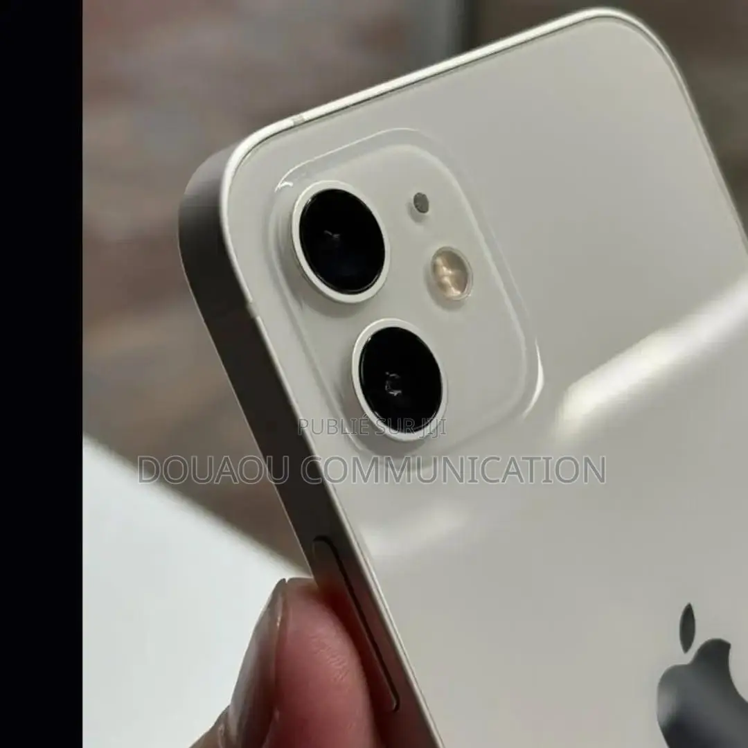 Nouveau Apple iPhone 12 128 GB Blanc