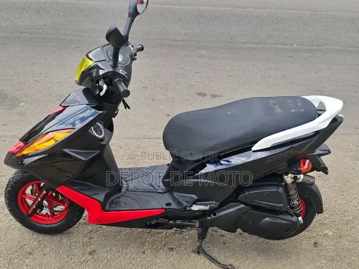Nouveau Yamaha Autre 2023 Noir
