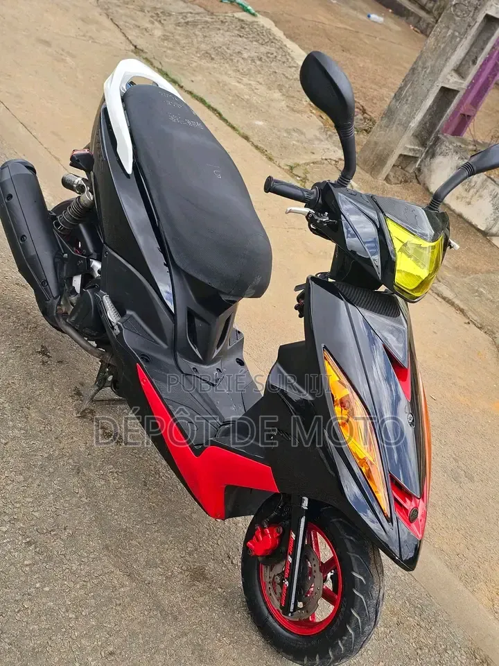 Nouveau Yamaha Autre 2023 Noir