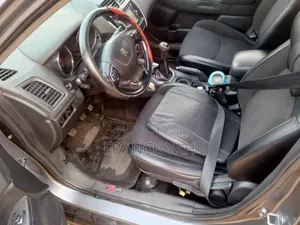 Peugeot 5008 2016 Gris