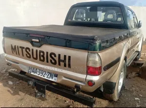 Mitsubishi L200 2004 Vert