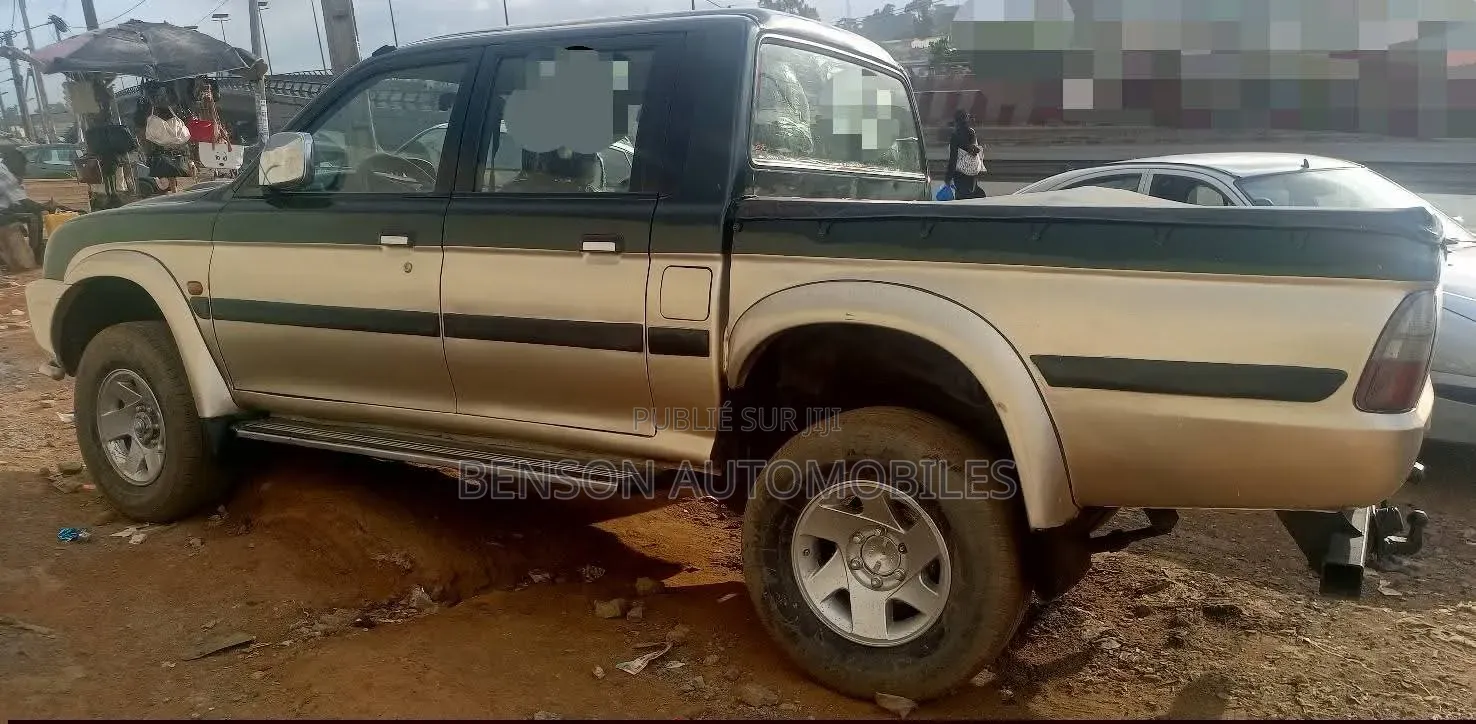 Mitsubishi L200 2004 Vert