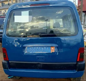 Peugeot Partenaire 2004 Bleu