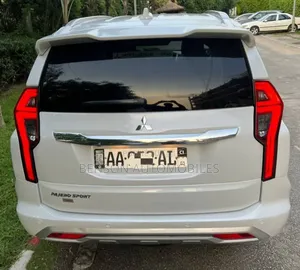 Mitsubishi Pajero Sport 2023 Blanc