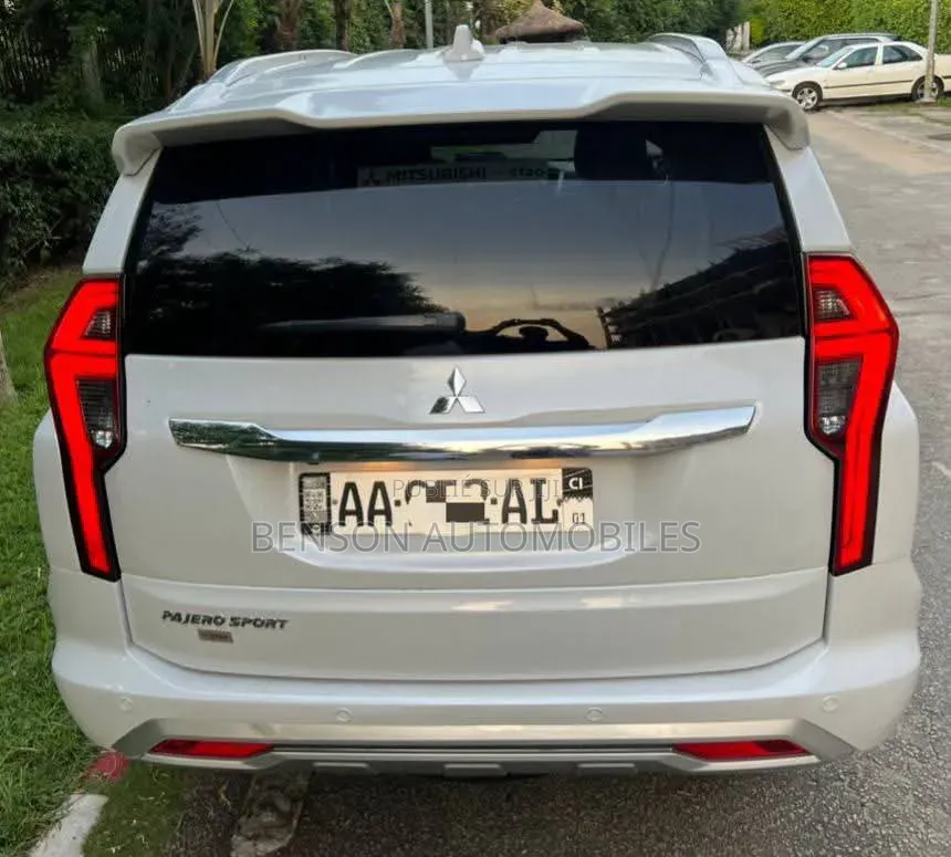 Mitsubishi Pajero Sport 2023 Blanc
