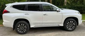 Mitsubishi Pajero Sport 2023 Blanc