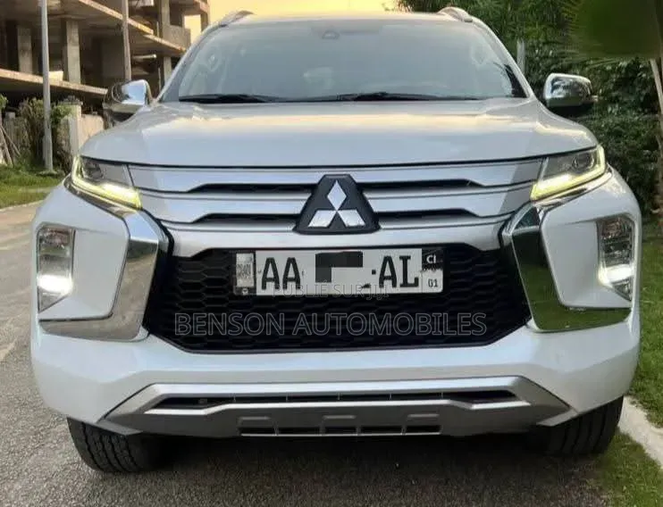 Mitsubishi Pajero Sport 2023 Blanc