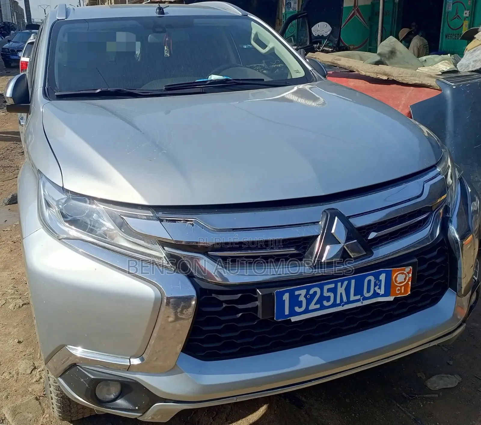 Mitsubishi Pajero Sport 2021 Gris