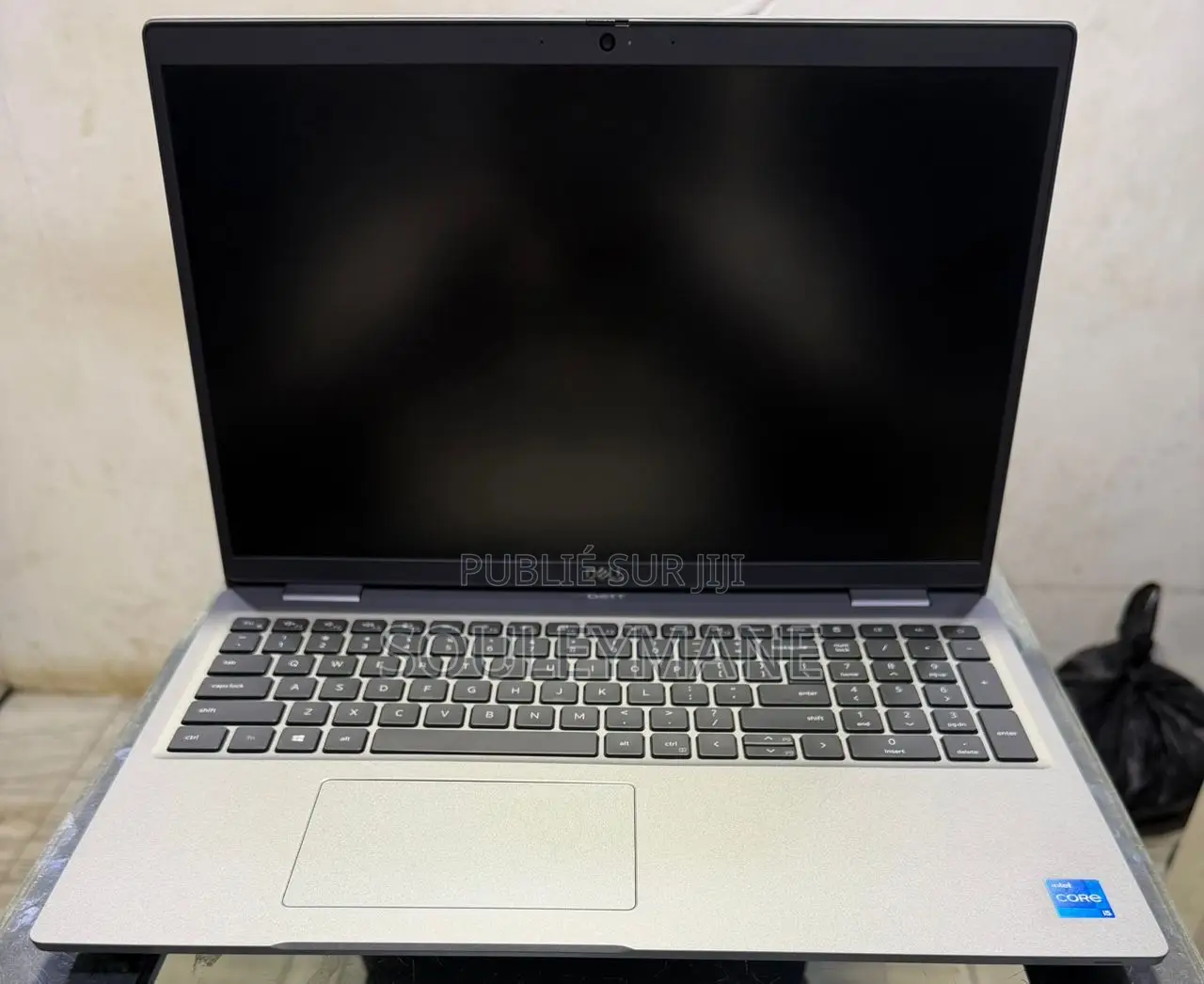 Ordinateur portable Dell Latitude 5520 8GB Intel Core i5 SSD 256GB
