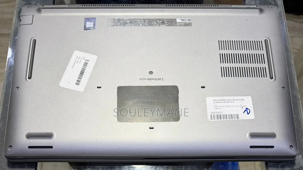 Ordinateur portable Dell Latitude 5520 8GB Intel Core i5 SSD 256GB
