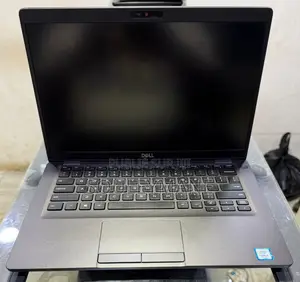 Ordinateur portable Dell Latitude 5400 8GB Intel Core i5 SSD 512GB