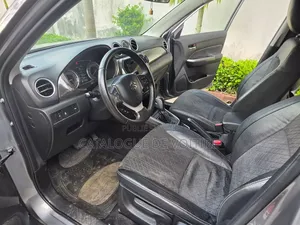 Suzuki Vitara 2020 Gris