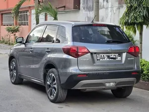 Suzuki Vitara 2020 Gris