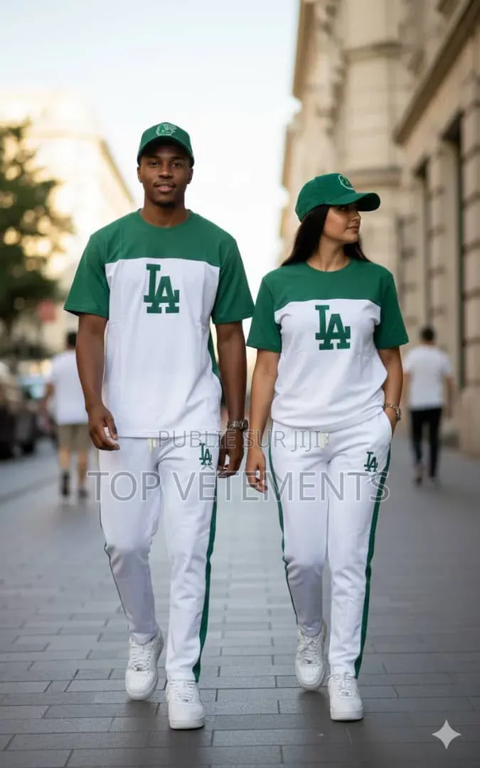 Nouvelle Collection De Complet Haut Et Bas Seulement en Stock Limité.