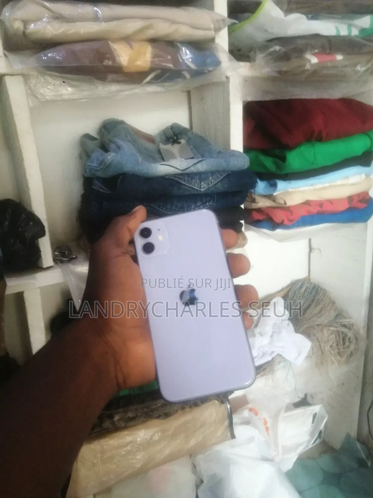 Apple iPhone 11 64 GB Violet