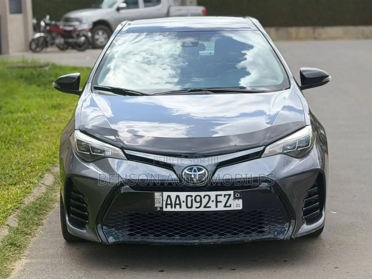 Toyota Corolla 2019 Gris