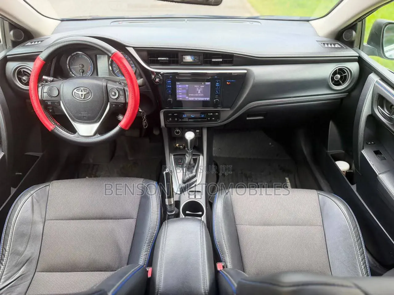 Toyota Corolla 2019 Gris