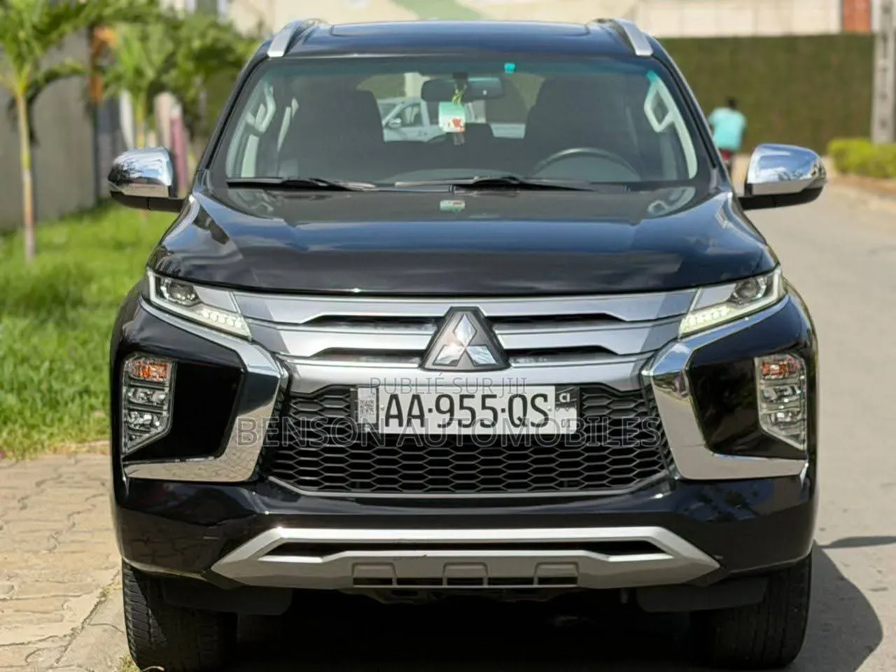 Mitsubishi Montero Sport 2025 Gris