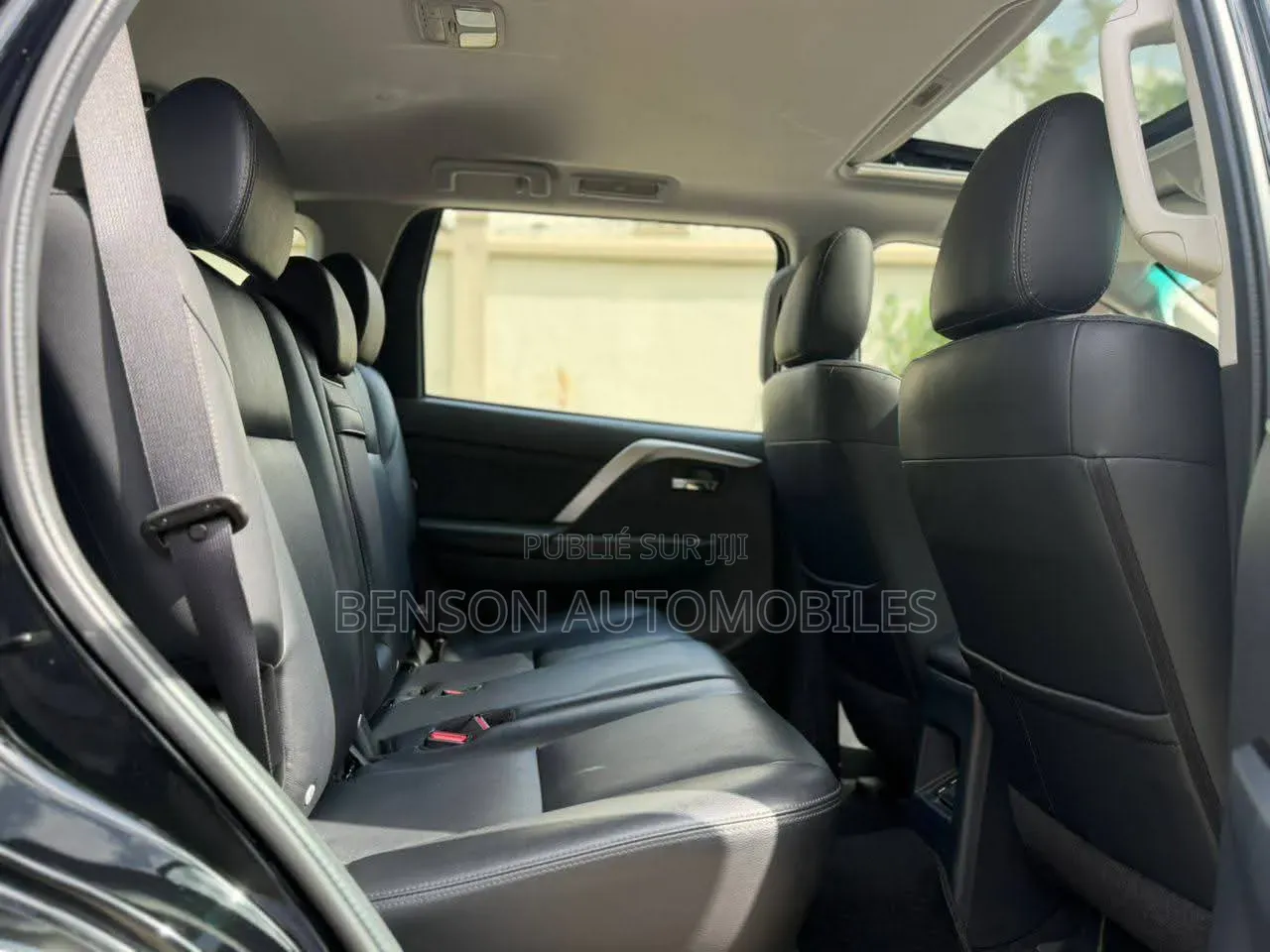 Mitsubishi Montero Sport 2025 Gris