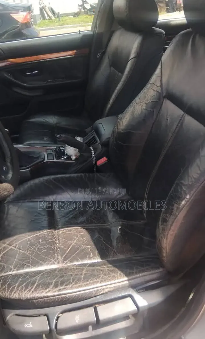 BMW 520i 2001 Gris