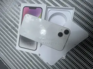 Nouveau Apple iPhone 14 128 GB Blanc