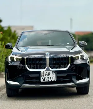 BMW X1 xDrive28i Sports Activity Vehicle 2025 Noir