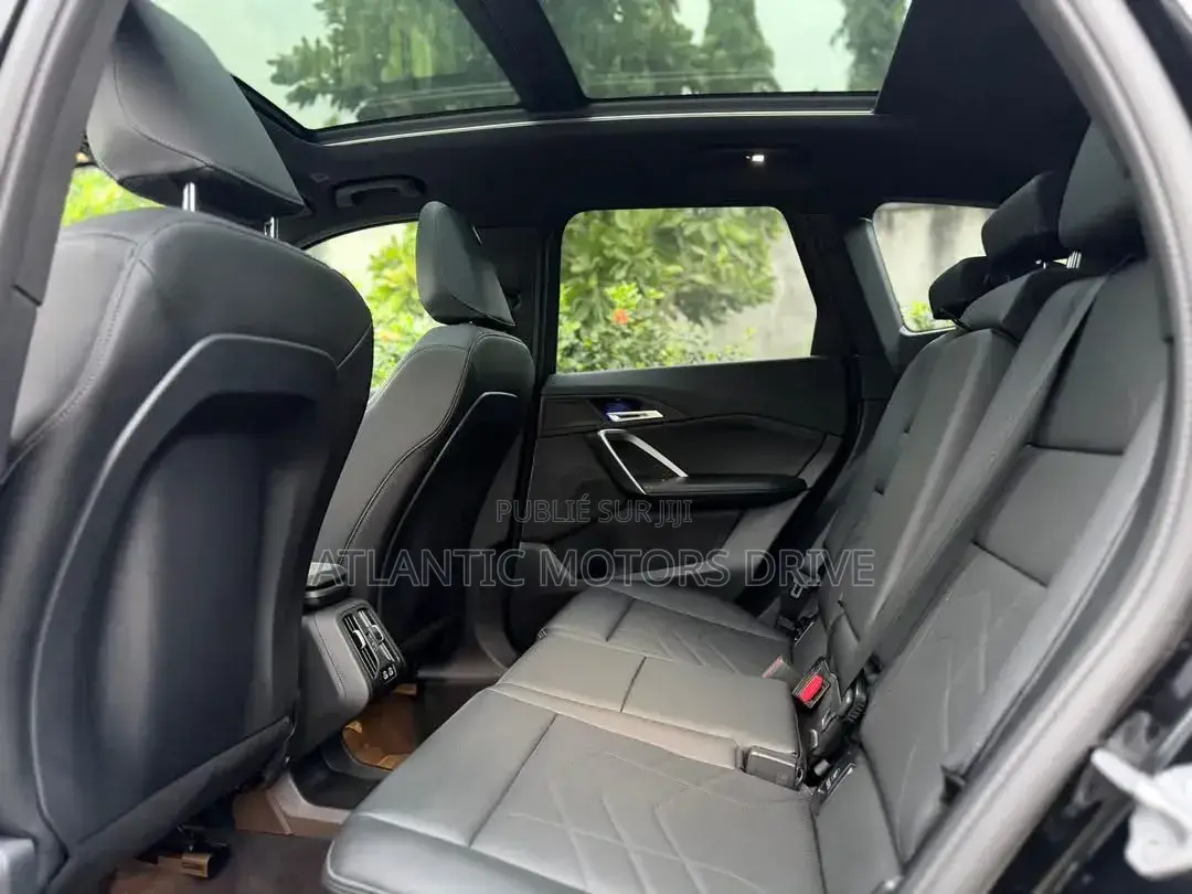 BMW X1 xDrive28i Sports Activity Vehicle 2025 Noir