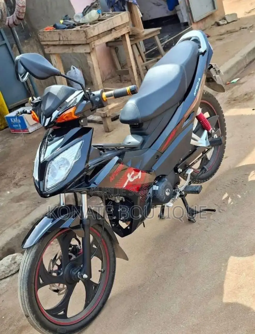 Nouveau KTM RC 125 2023 Rouge